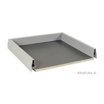 100cm bred. Lav l�s skuffe, fuldudtr�k softluk. 50cm dyb